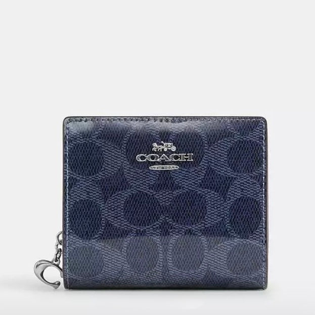 COACH Snap Wallet